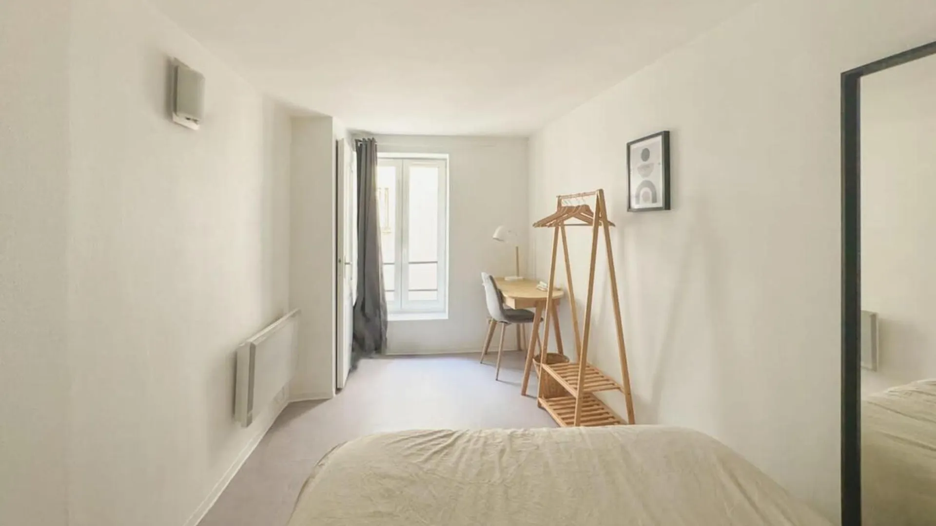 Flexliving - Onebedroom - Hopital Париж Франция