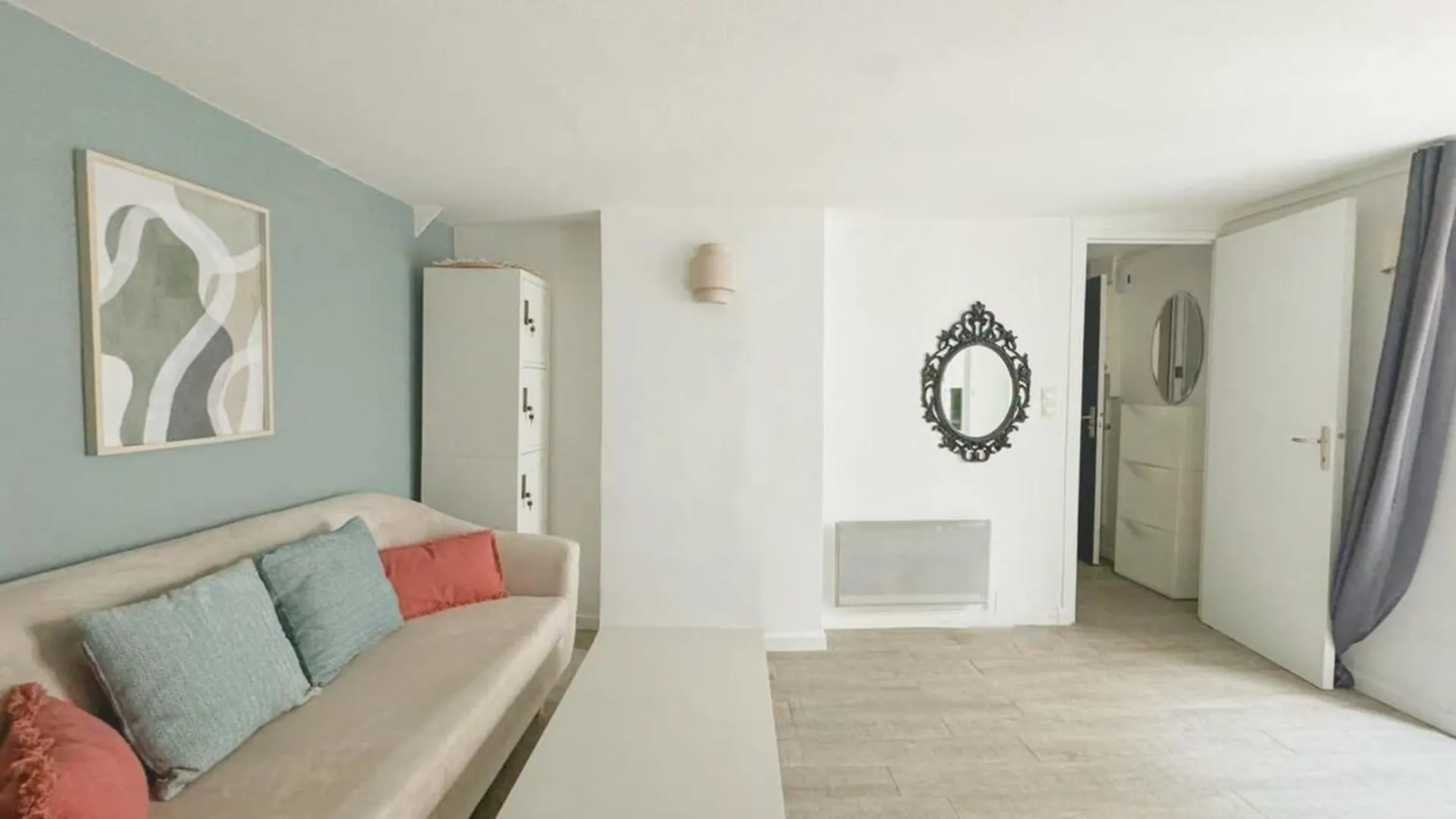 Flexliving - Onebedroom - Hopital Париж 0*,
